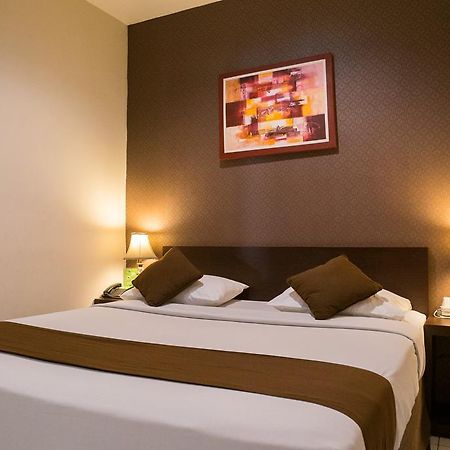 The Harmony Legian Hotel Kuta Lombok Buitenkant foto