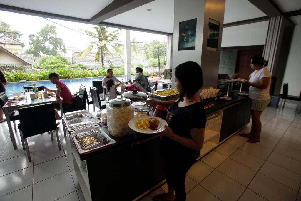 The Harmony Legian Hotel Kuta Lombok Buitenkant foto