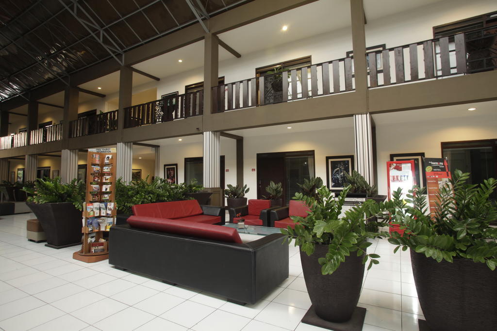 The Harmony Legian Hotel Kuta Lombok Buitenkant foto